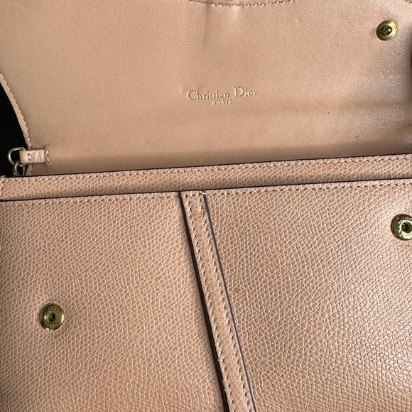 Dior Saddle Wallet on Chain - Picture 6 of 12